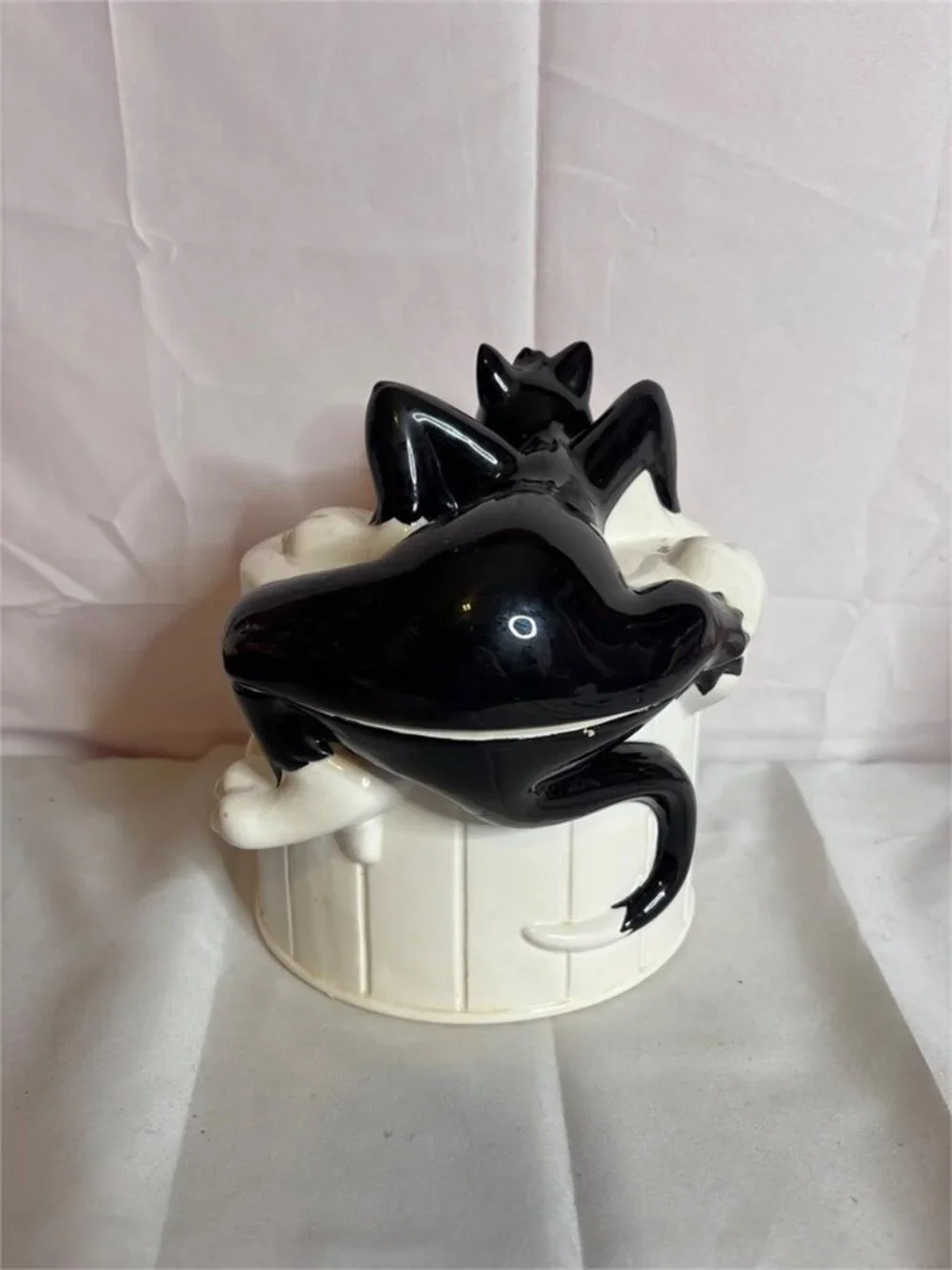 Vintage Warner Bros Sylvester the Cat Ceramic Cookie Jar Trash Can Looney Tunes